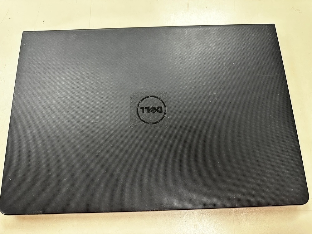 Ноутбук DELL; Core i3-5005U, Intel Iris Graphics 550, 4 Гб, Нет, 1 Tb