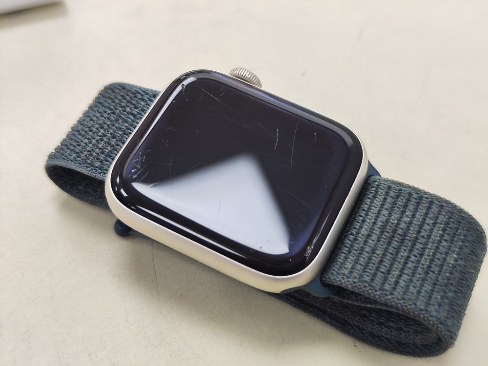 Смарт-часы Apple Watch SE 2022 44mm