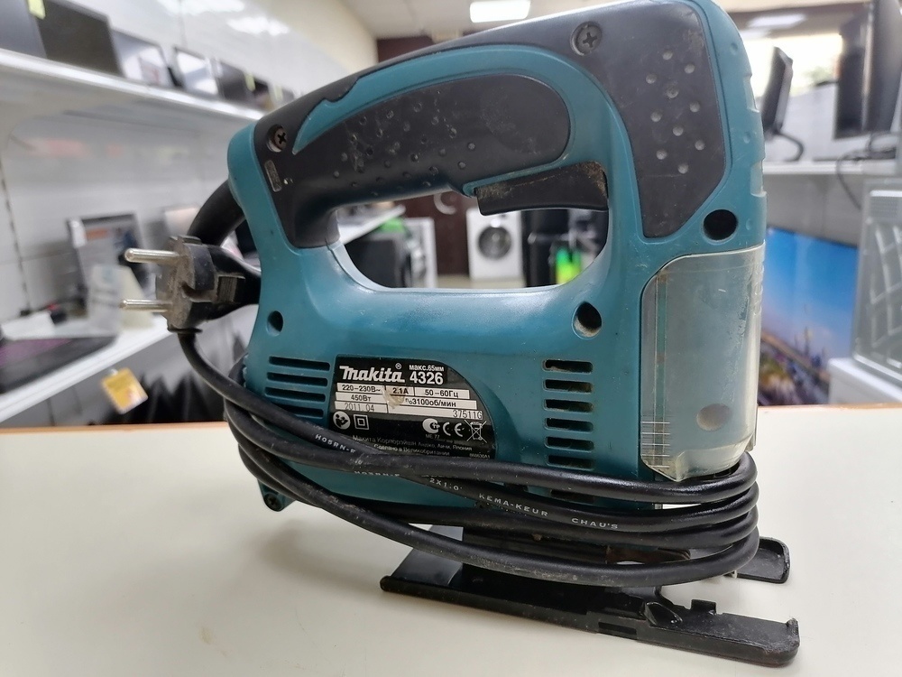 Лобзик Makita 4326;