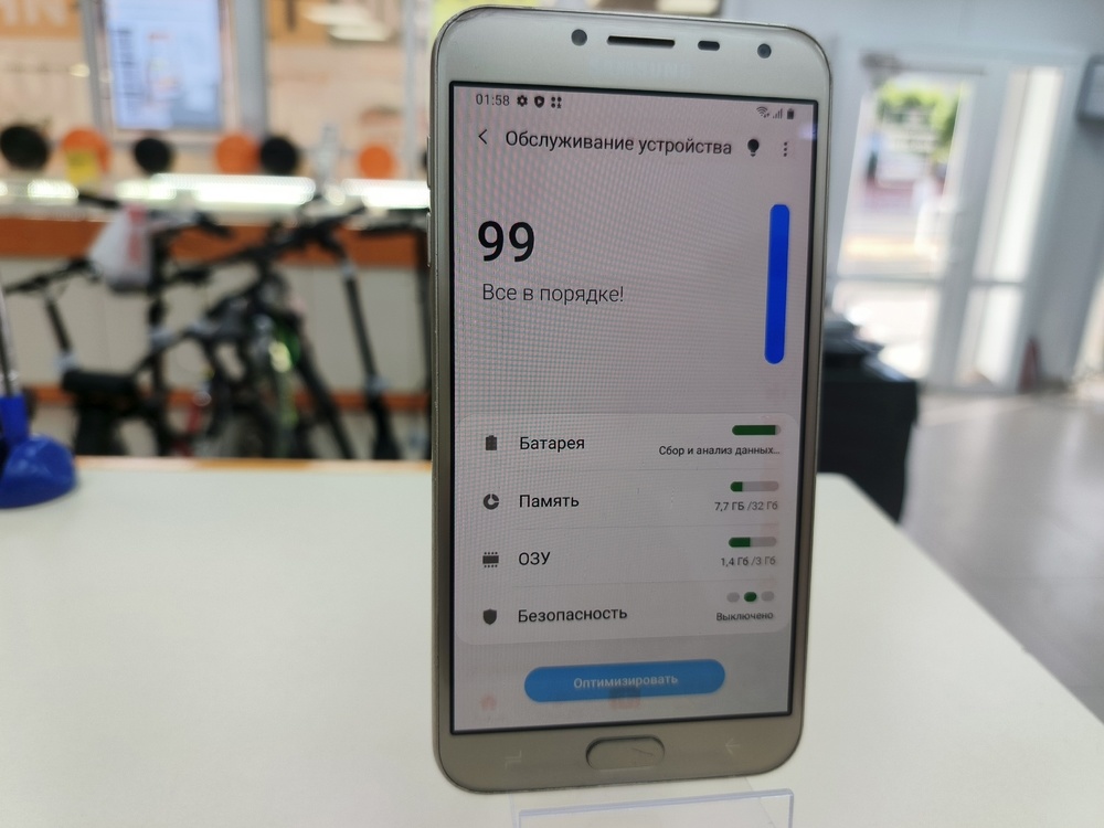 Смартфон Samsung Galaxy J4 2018 3/32