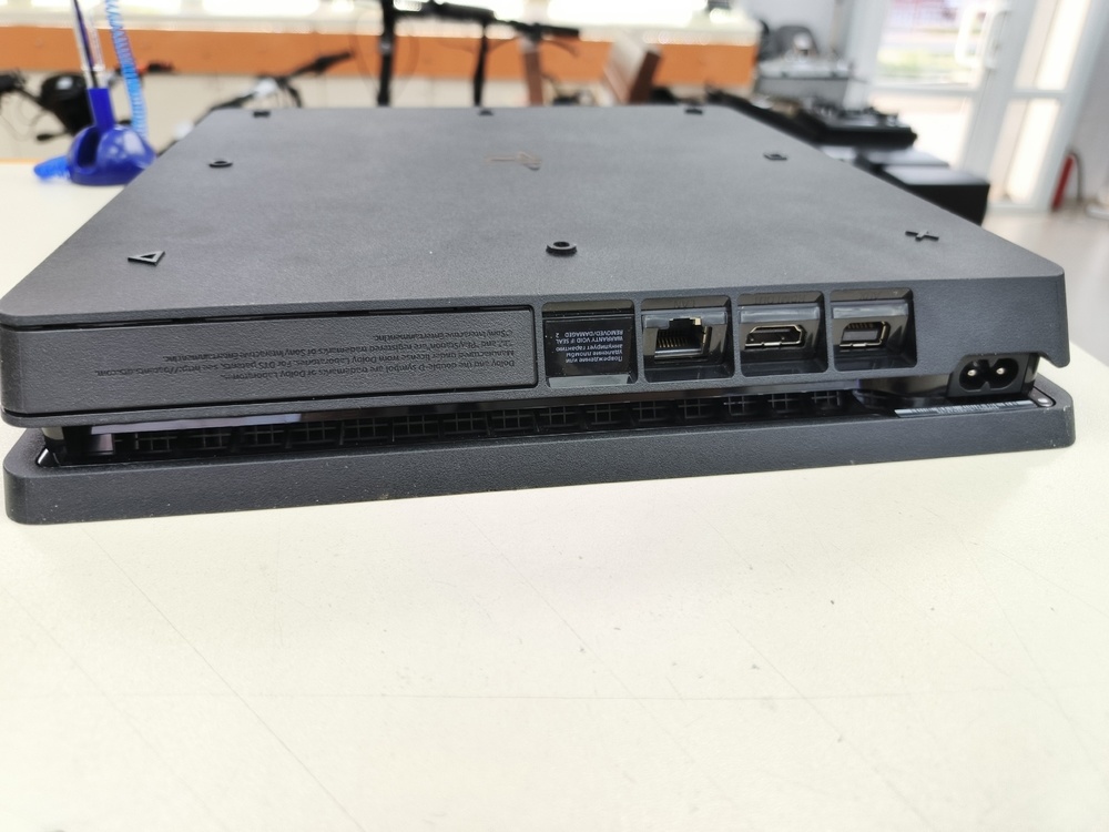 Игровая приставка PlayStation 4 Slim 500GB