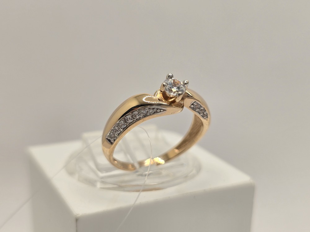 КОЛЬЦО С КАМНЯМИ (Au 585)