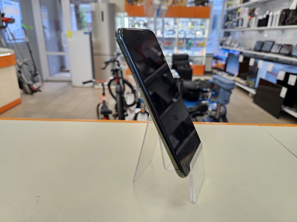 Смартфон Apple iPhone 11 Pro Max 64Gb