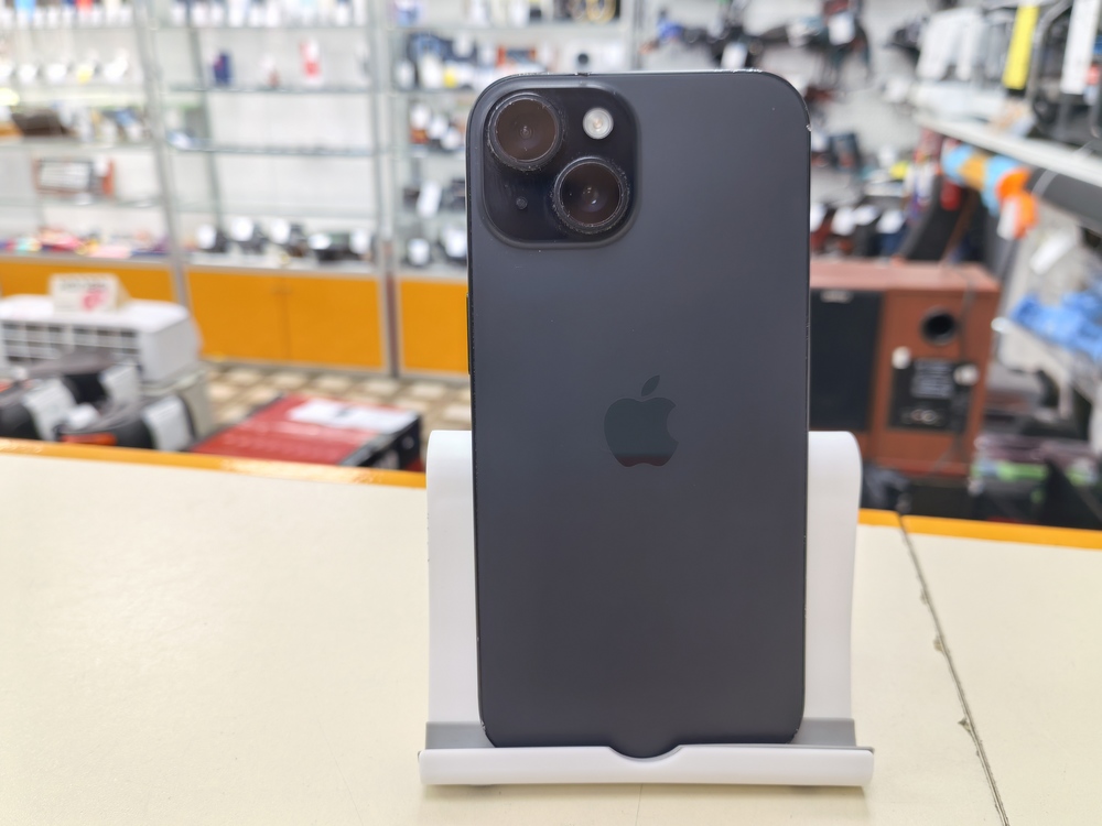 Смартфон Apple Iphone 15 128Gb