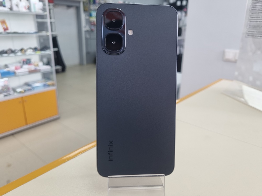 Смартфон Infinix Smart 10 4/128