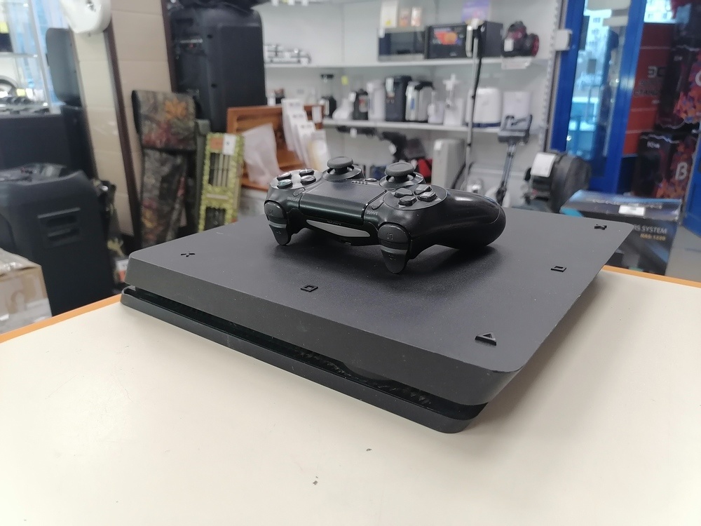 Игровая приставка PlayStation 4 Slim 1Tb