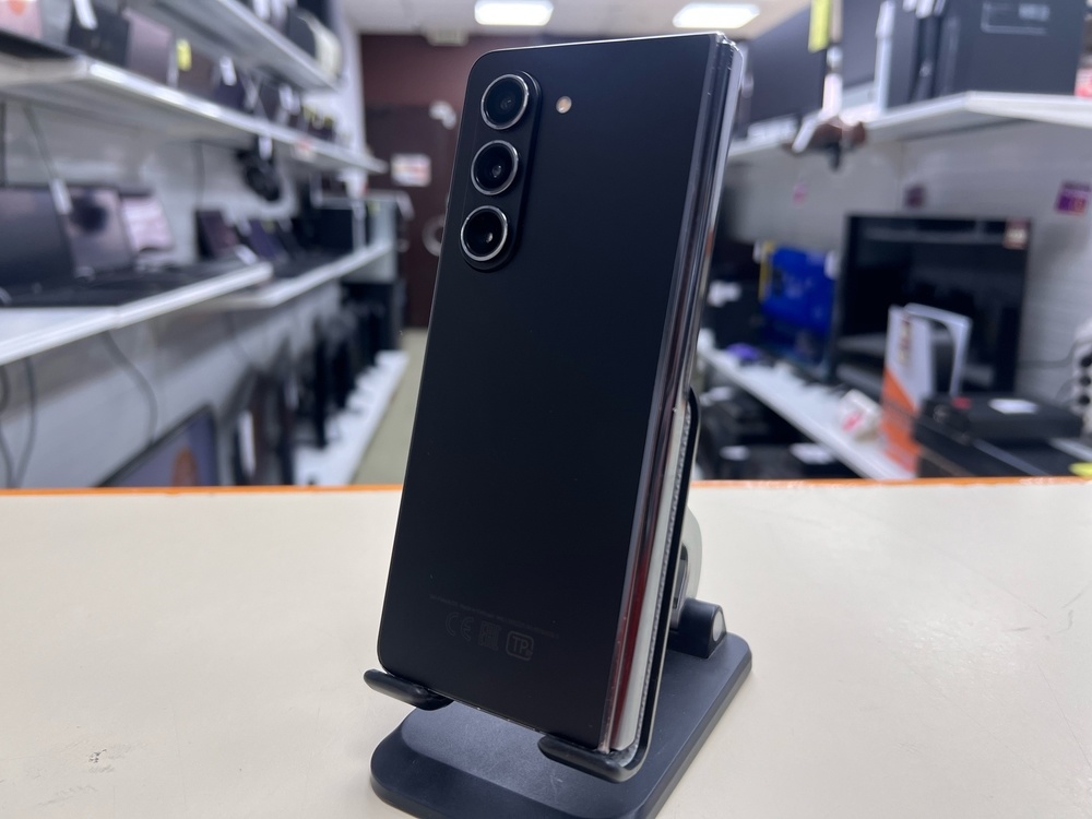 Смартфон Samsung Galaxy Z Fold 5 12\256
