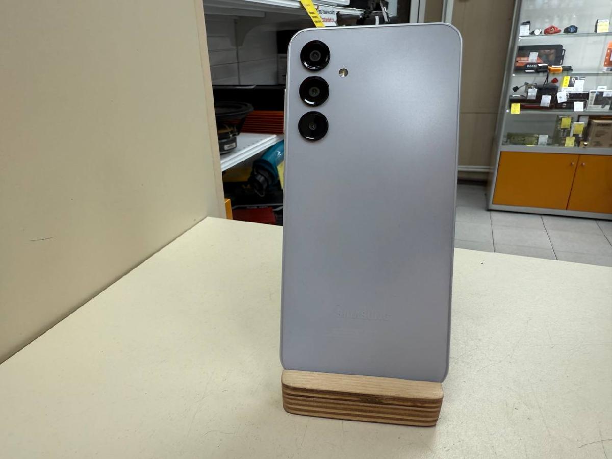 Смартфон Samsung Galaxy A16 4/128