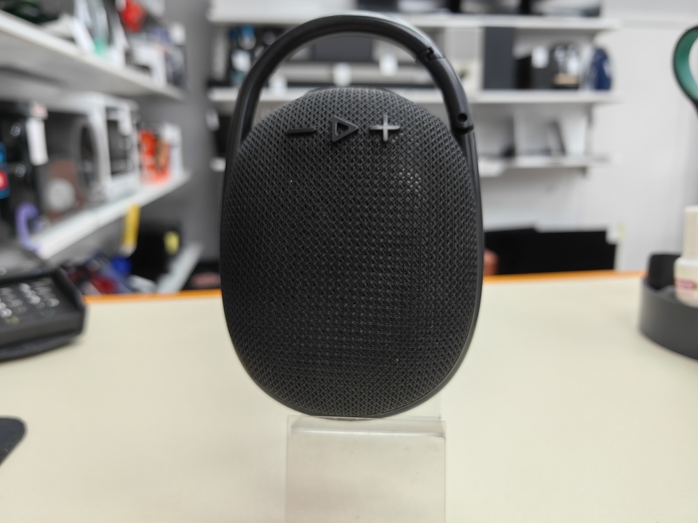 Портативная акустика JBL Clip 4