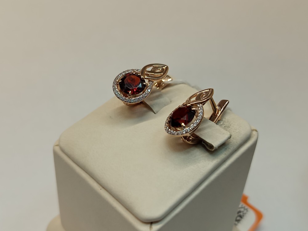 СКМИ585 СЕРЬГИ С КАМНЯМИ (Au 585)