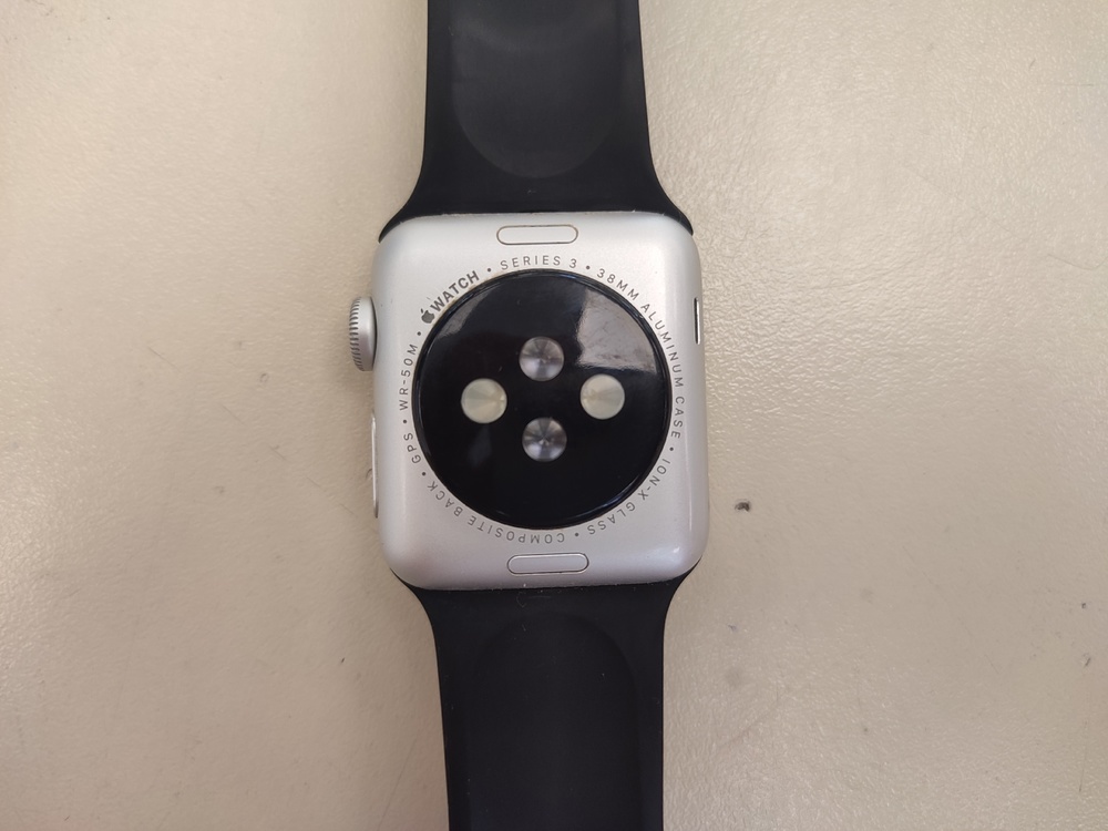 Смарт-часы Apple Watch Series 3 38 мм