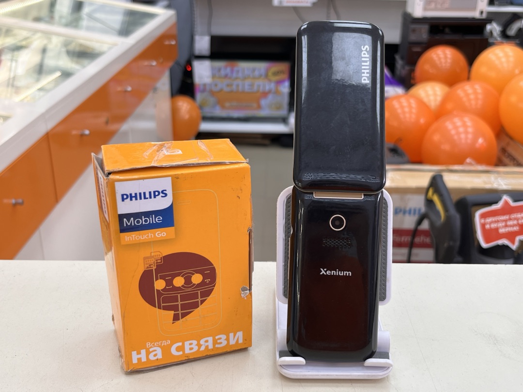 Мобильный телефон Philips E255