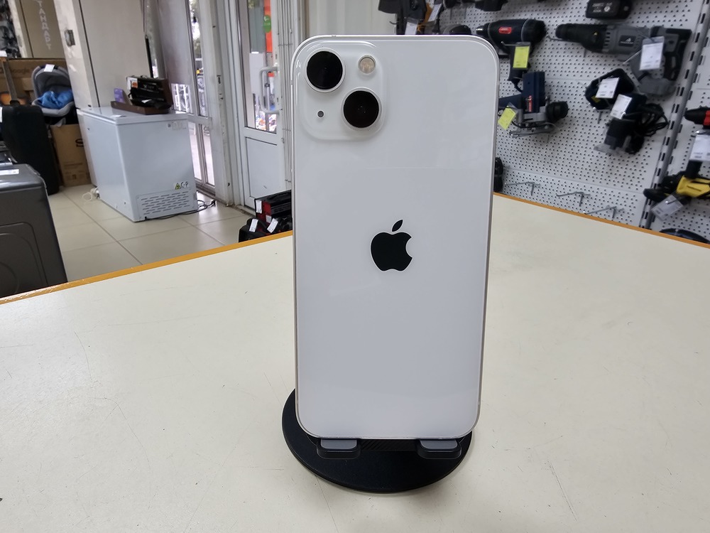 Смартфон Apple iPhone 13 128Gb