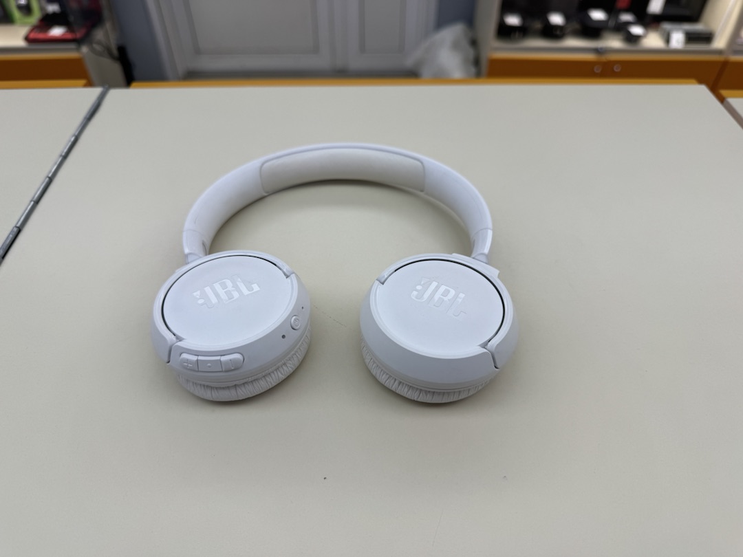 Наушники беспроводные JBL TUNE 520BT