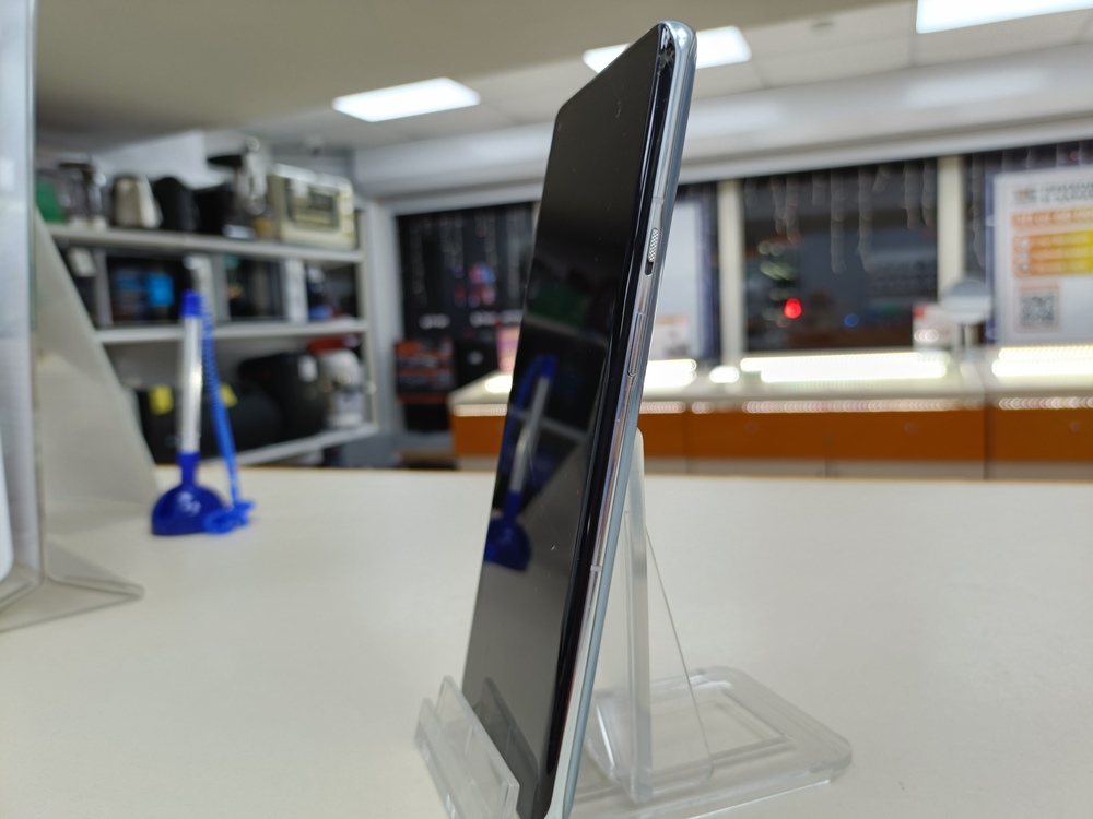 Смартфон OnePlus 9 PRO 5g 8/256