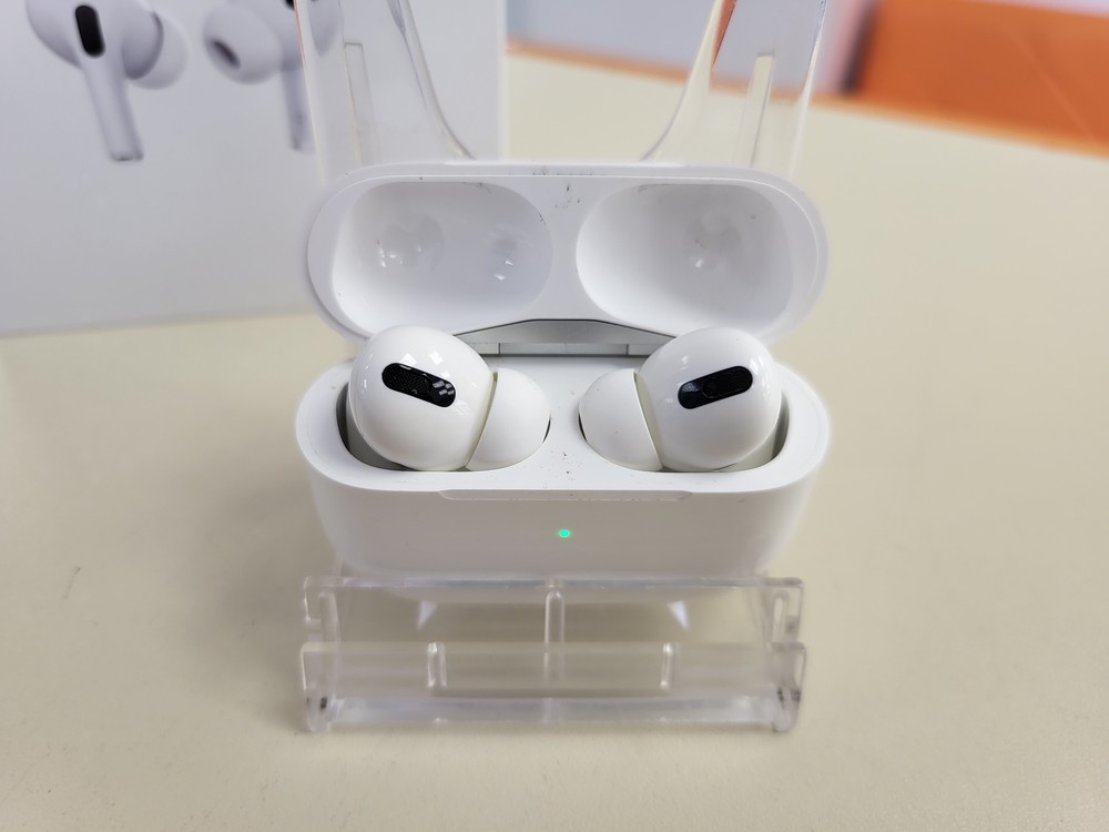 Наушники беспроводные Apple AirPods Pro