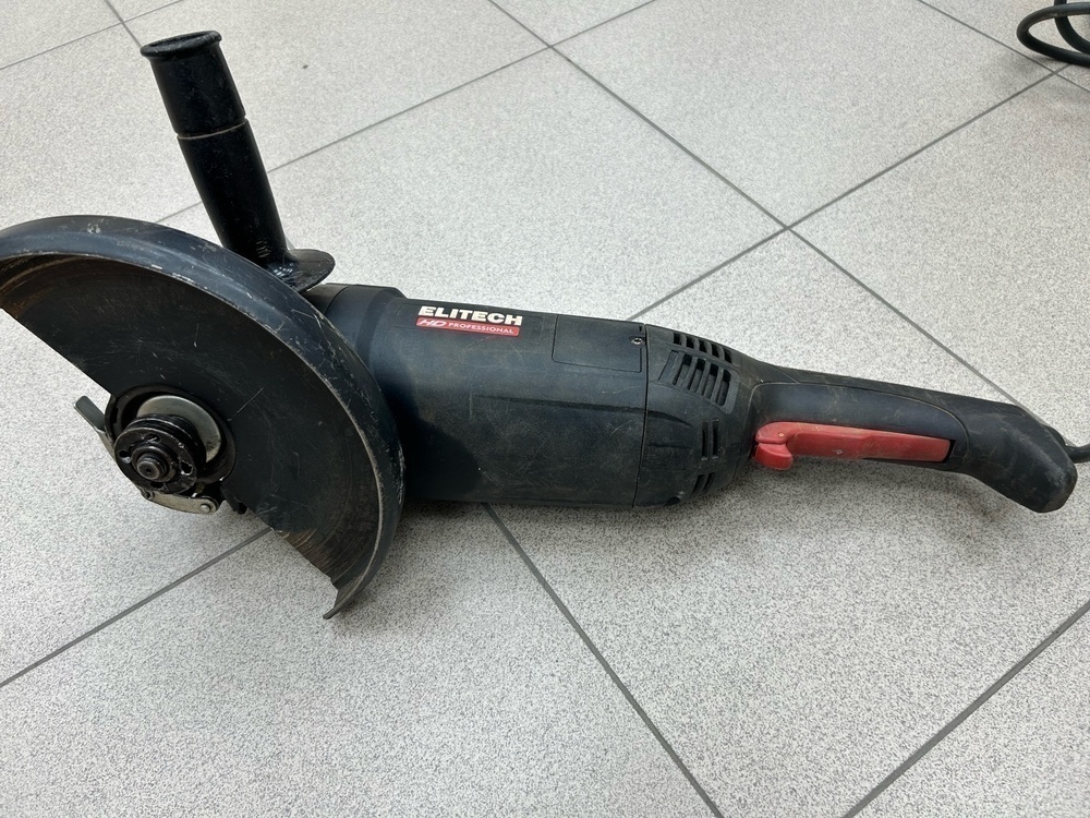 Угловая шлифмашина Elitech AG 2523E
