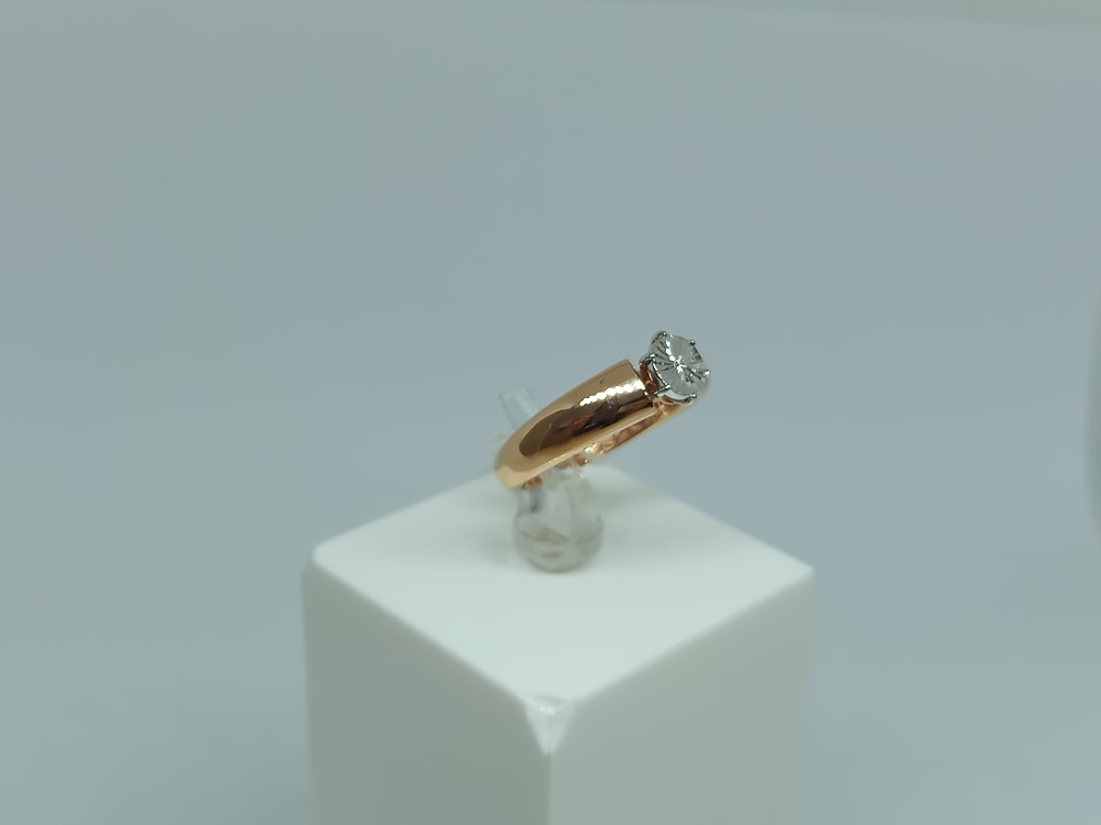 КОЛЬЦО С КАМНЕМ (Au 585)