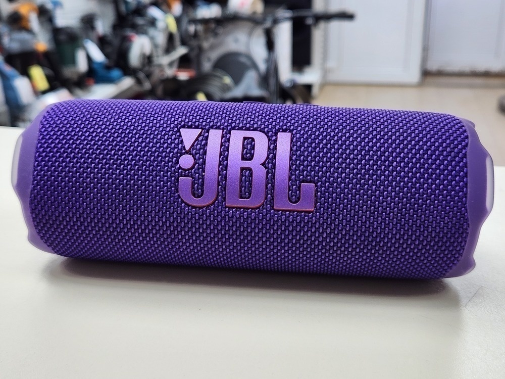 Портативная акустика JBL Flip 7