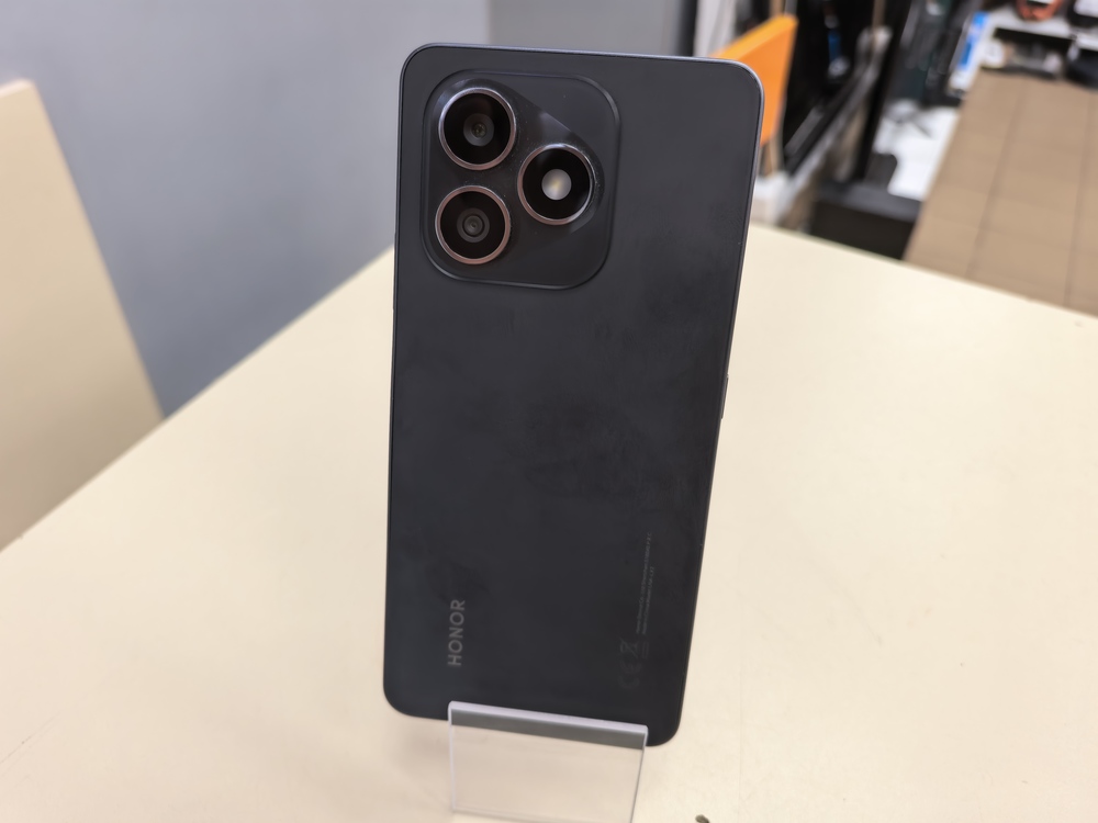 Смартфон Honor X8d 8/256