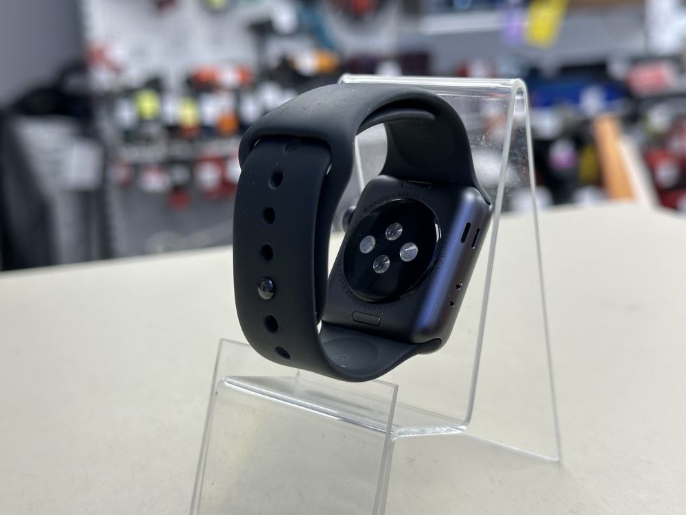 Смарт-часы Apple Watch Series 3 38 мм