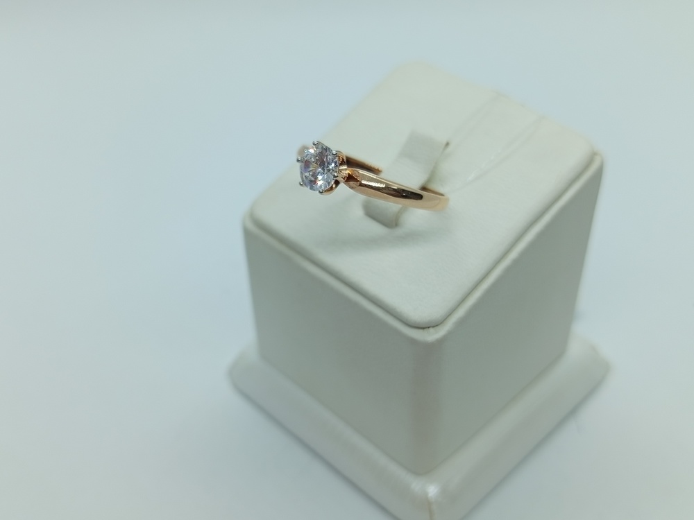 КОЛЬЦО С КАМНЕМ (Au 585)