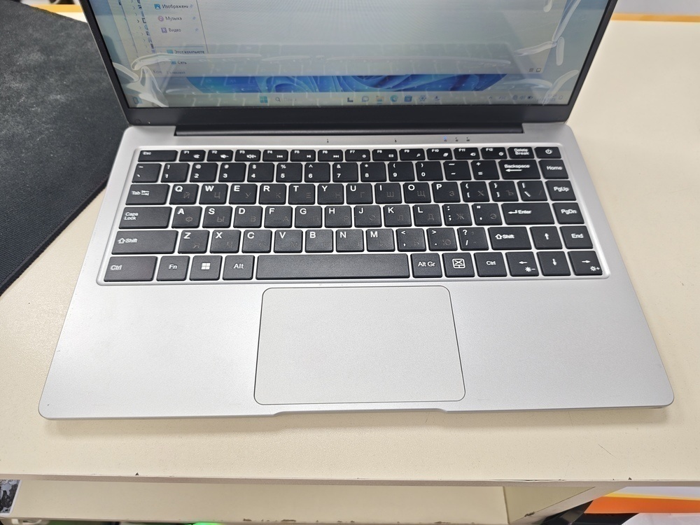 Ноутбук NoName; Celeron N3350, Intel UHD Graphics, 4 Гб, 64 Гб, Нет