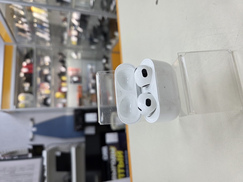 Наушники беспроводные Apple AirPods 3 Lightning