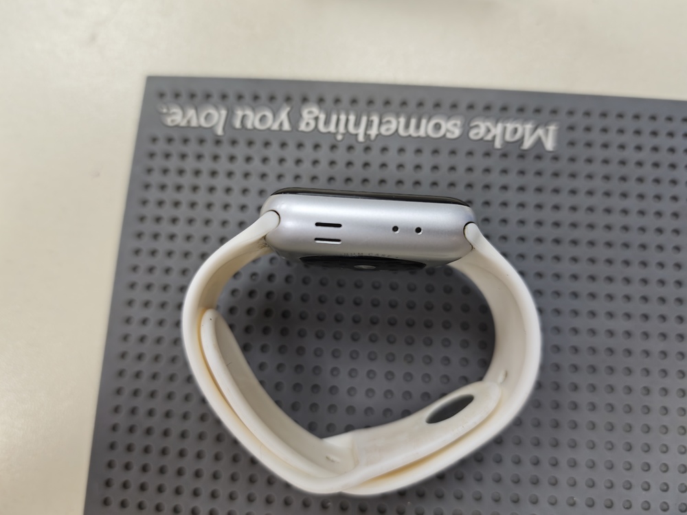 Смарт-часы Apple Watch Series 3 38 мм