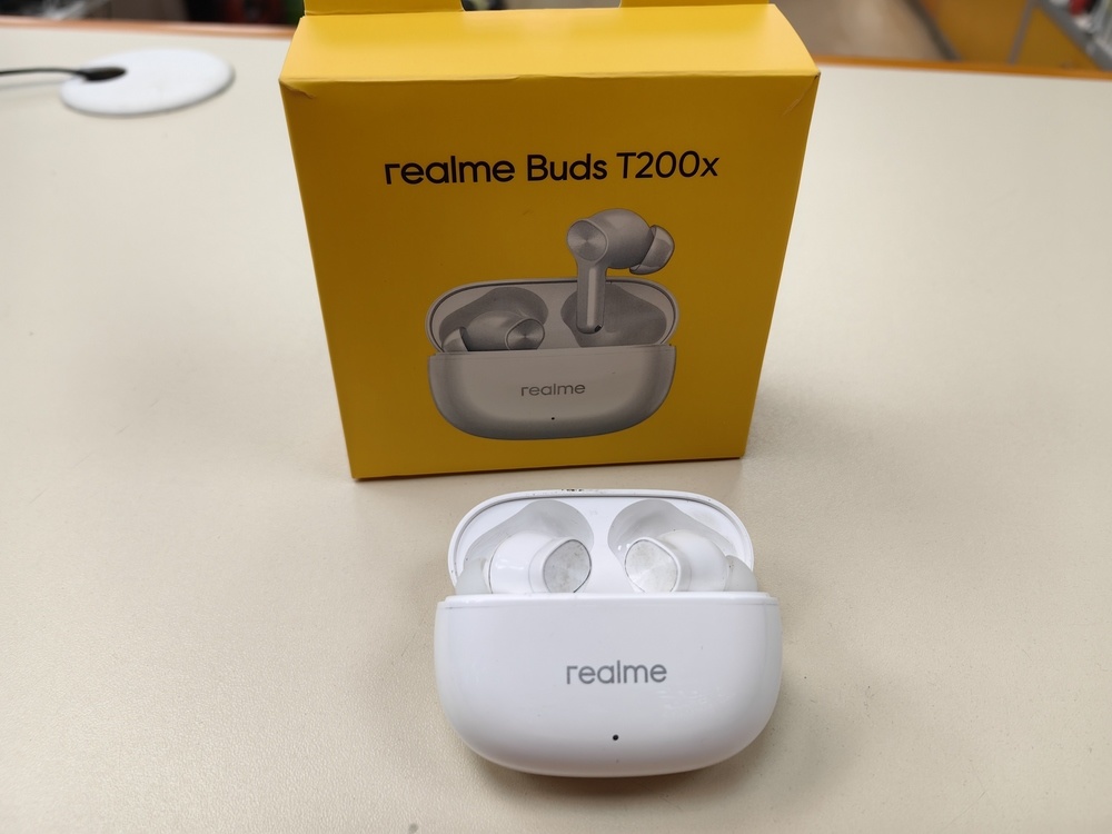 Наушники беспроводные REALME T200X