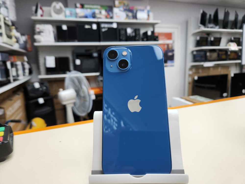 Смартфон Apple iPhone 13 128Gb