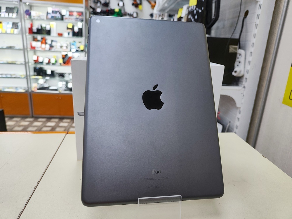 Планшет iPad 8 2020 WiFi 3/32