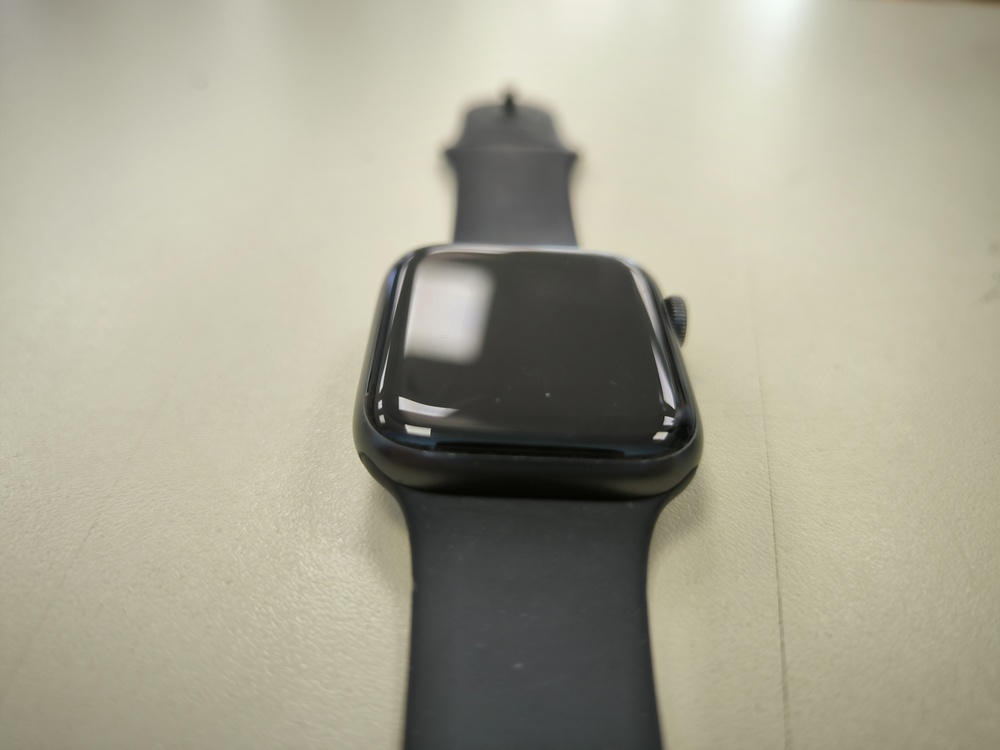 Смарт-часы Apple Watch Series 5 44 мм