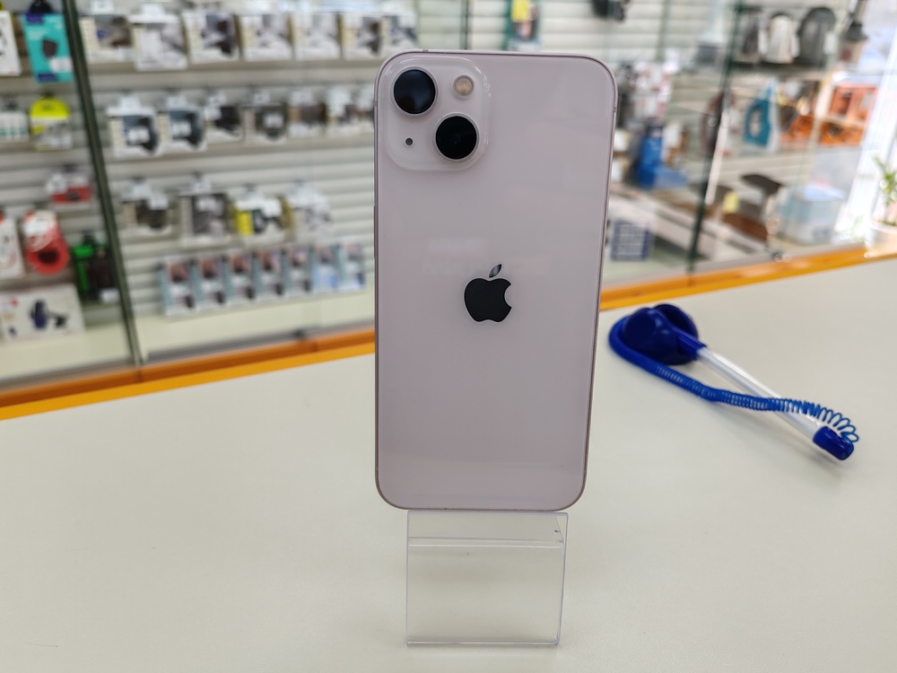 Смартфон Apple iPhone 13 128Gb