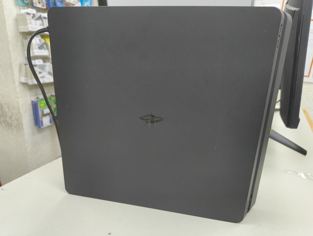 Игровая приставка PlayStation 4 Slim 500GB