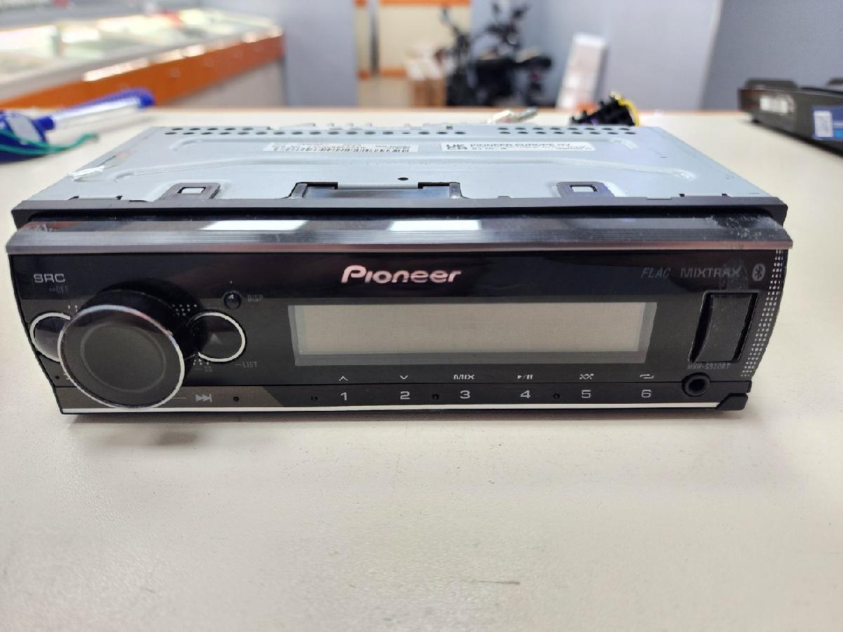 Автомагнитола Pioneer MVH-S520BT