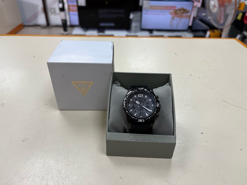 Часы наручные GUESS GW0211G3