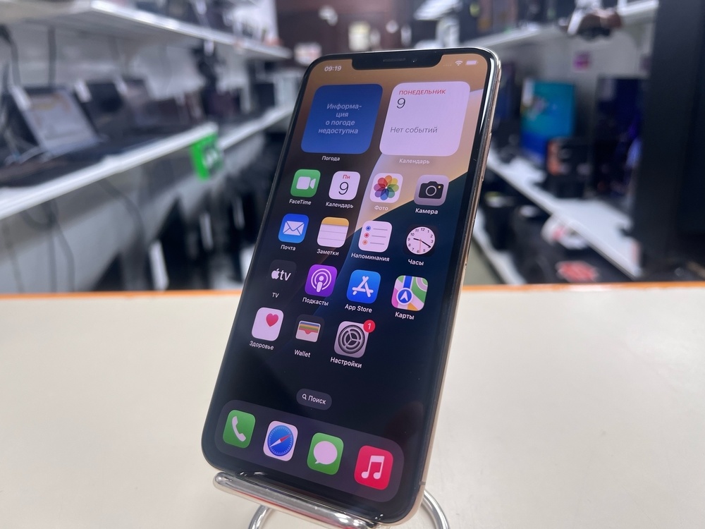Смартфон Apple iPhone Xs Max 64Gb
