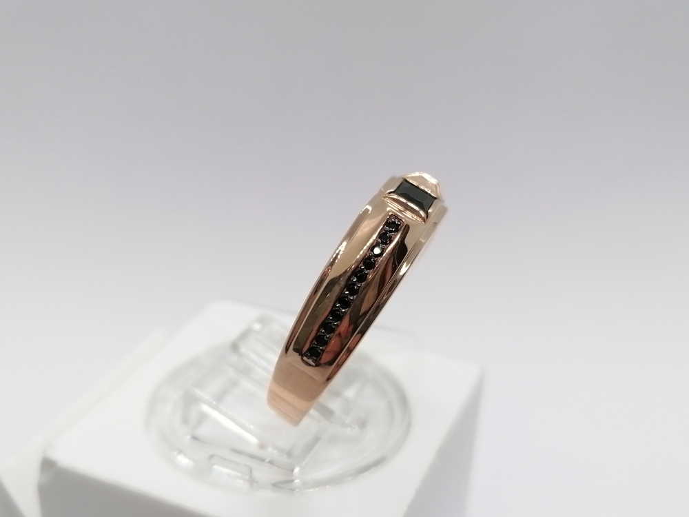 018408 КОЛЬЦО С КАМНЯМИ (Au 585)