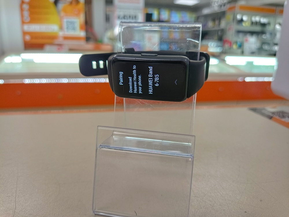 Фитнес-браслет Huawei Band 6