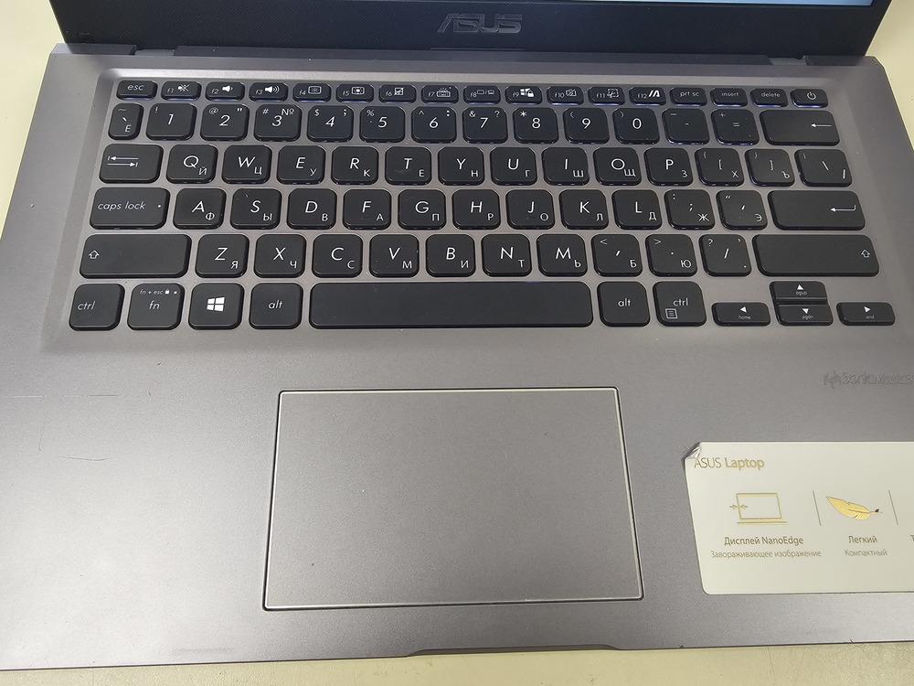 Ноутбук ASUS; Pentium 6805, GeForce MX130, 8 Гб, 256 Гб, Нет