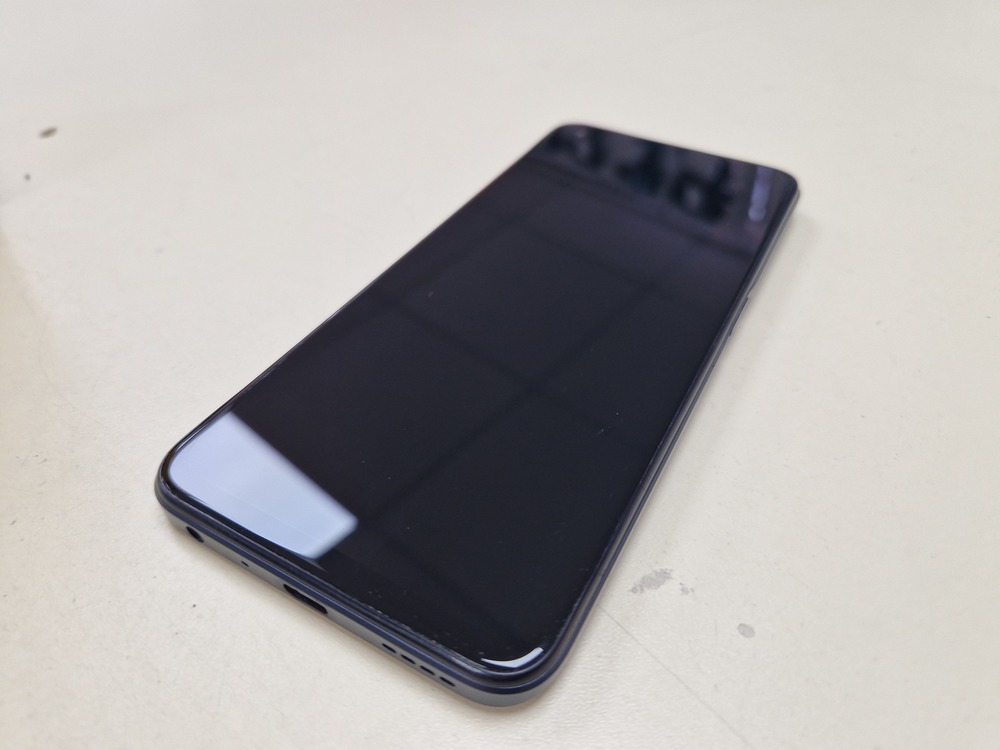 Смартфон Realme 9 5G 4/128