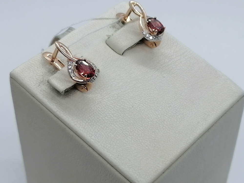 СКМИ585 СЕРЬГИ С КАМНЯМИ (Au 585)