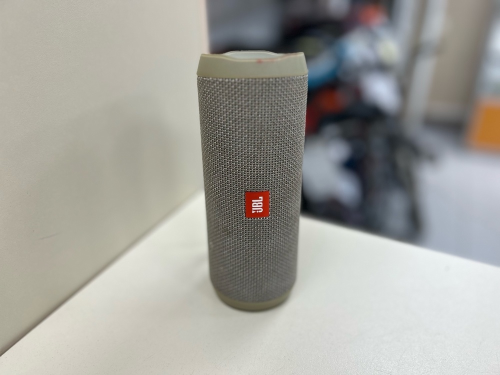 Портативная акустика JBL Flip 4