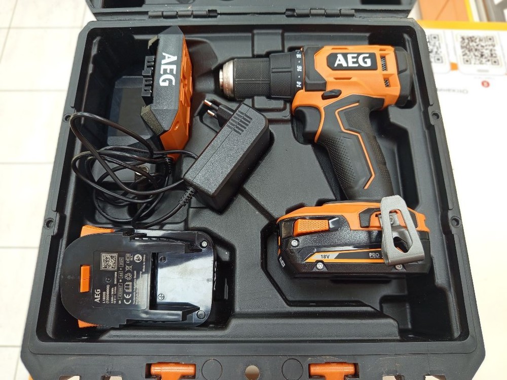 Шуруповерт AEG BS18G4