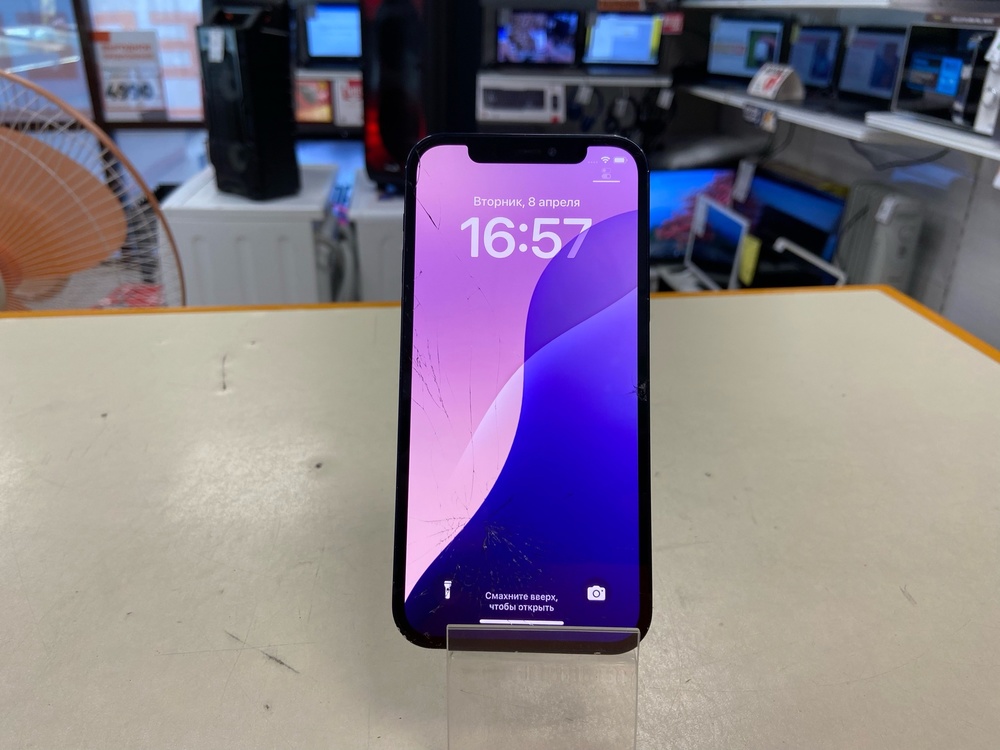 Смартфон Apple iPhone 12 64Gb