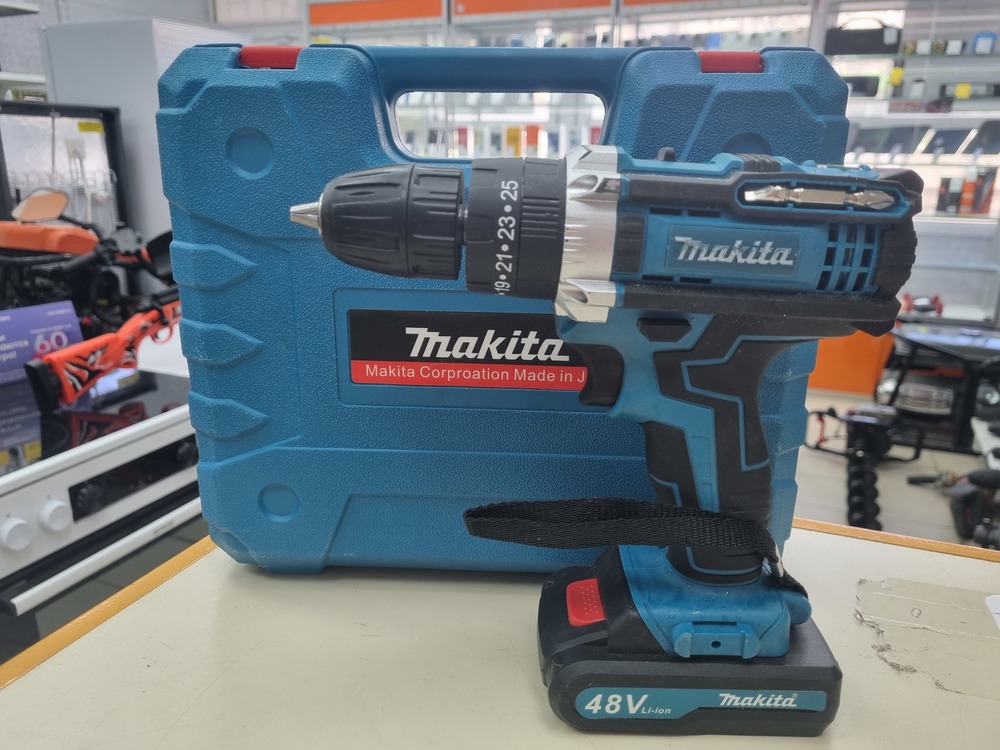 Шуруповерт Makita 123.