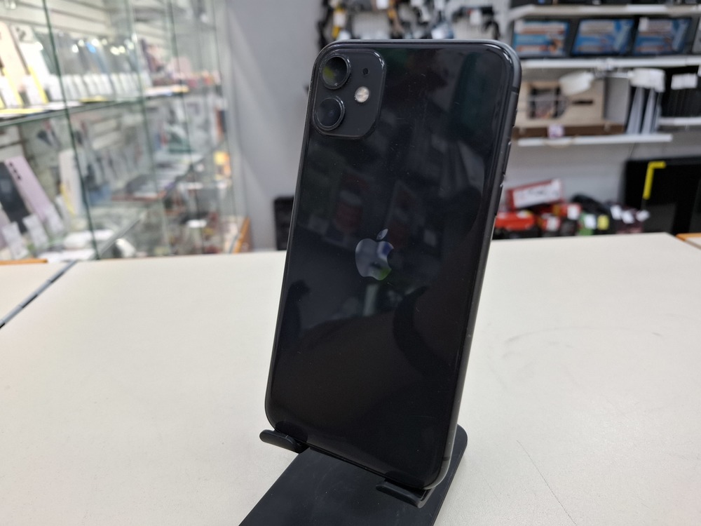Смартфон Apple iPhone 11 64Gb