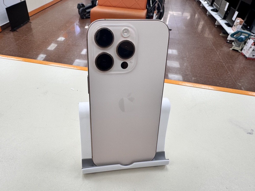 Смартфон Apple Iphone 16 Pro 256Gb