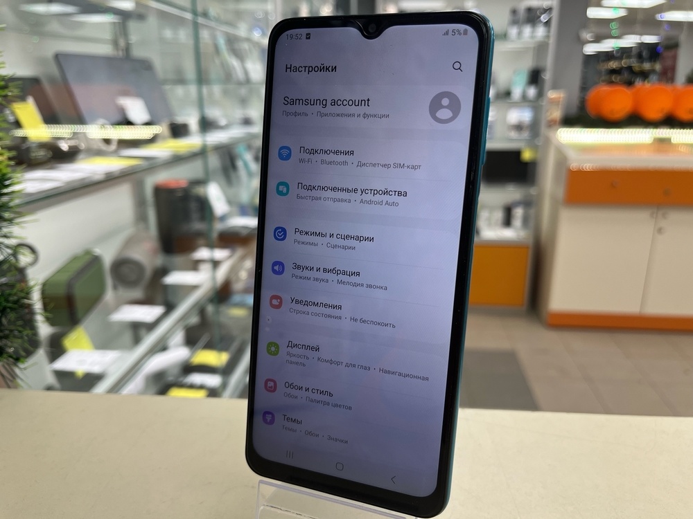 Смартфон Samsung Galaxy M12 3/32